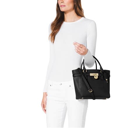 michael kors hamilton traveler medium